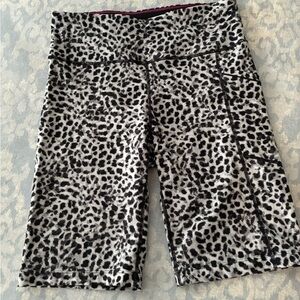 Calvin Klein Performance animal print short black/gray size S
